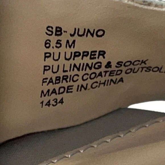 Betsey Johnson Juno Silver Embellished Beaded High Heels Size 6.5 - Picture 8 of 13